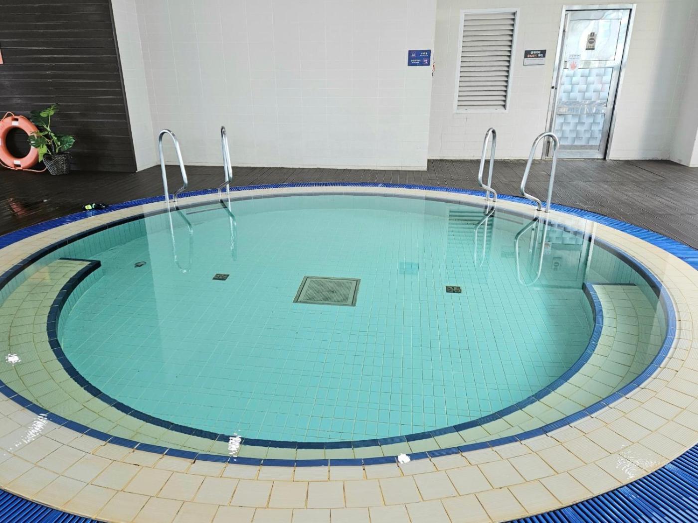 Haeundai Beach 1 Cho Apartment Busan Exterior photo
